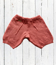 Load image into Gallery viewer, Knitted Shorts Set
